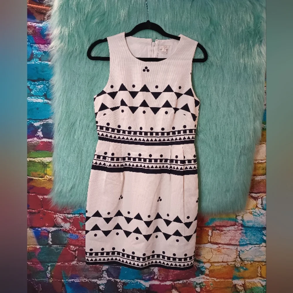 J Crew White and Navy Blue Pattern Sleeveless Back Zip Dress Size 6 - Picture 2 of 9